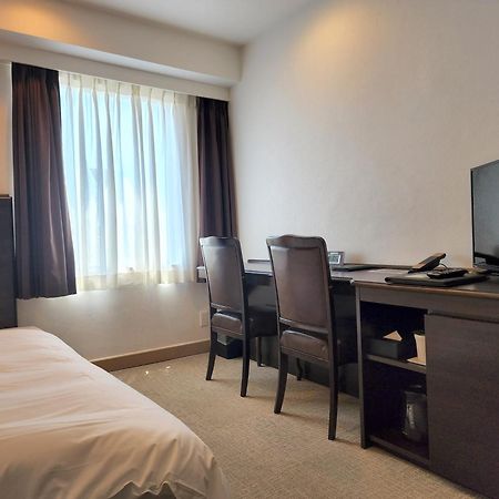 Platon Hotel Yokkaichi Exterior photo